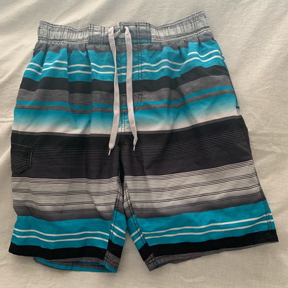 Men’s swim trunks